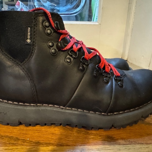 Danner Vertigo 917 Black Weatherproof Boot Women's 8 - Picture 1 of 7